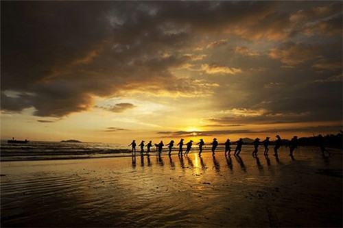 串串婆婆涮烤潮店