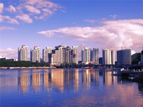 磁吸灯轨道尺寸规格